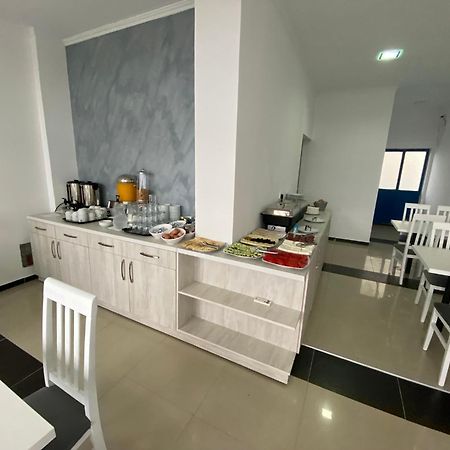 Etna Apartments Улцинь Екстер'єр фото