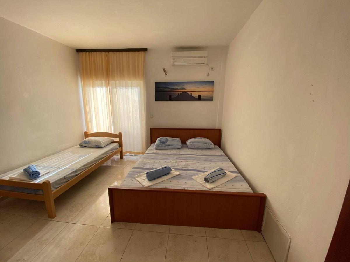 Etna Apartments Улцинь Екстер'єр фото