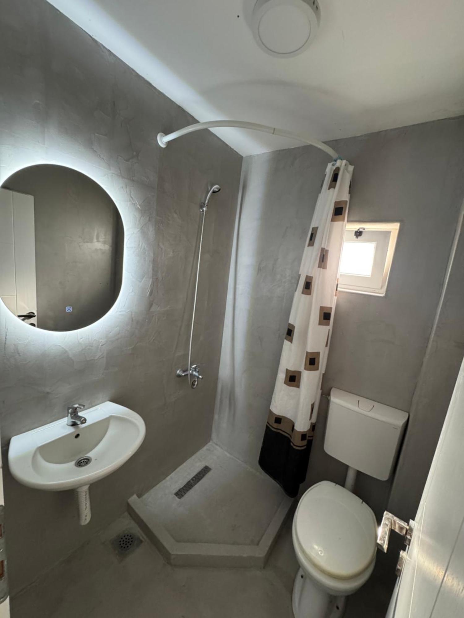 Etna Apartments Улцинь Екстер'єр фото