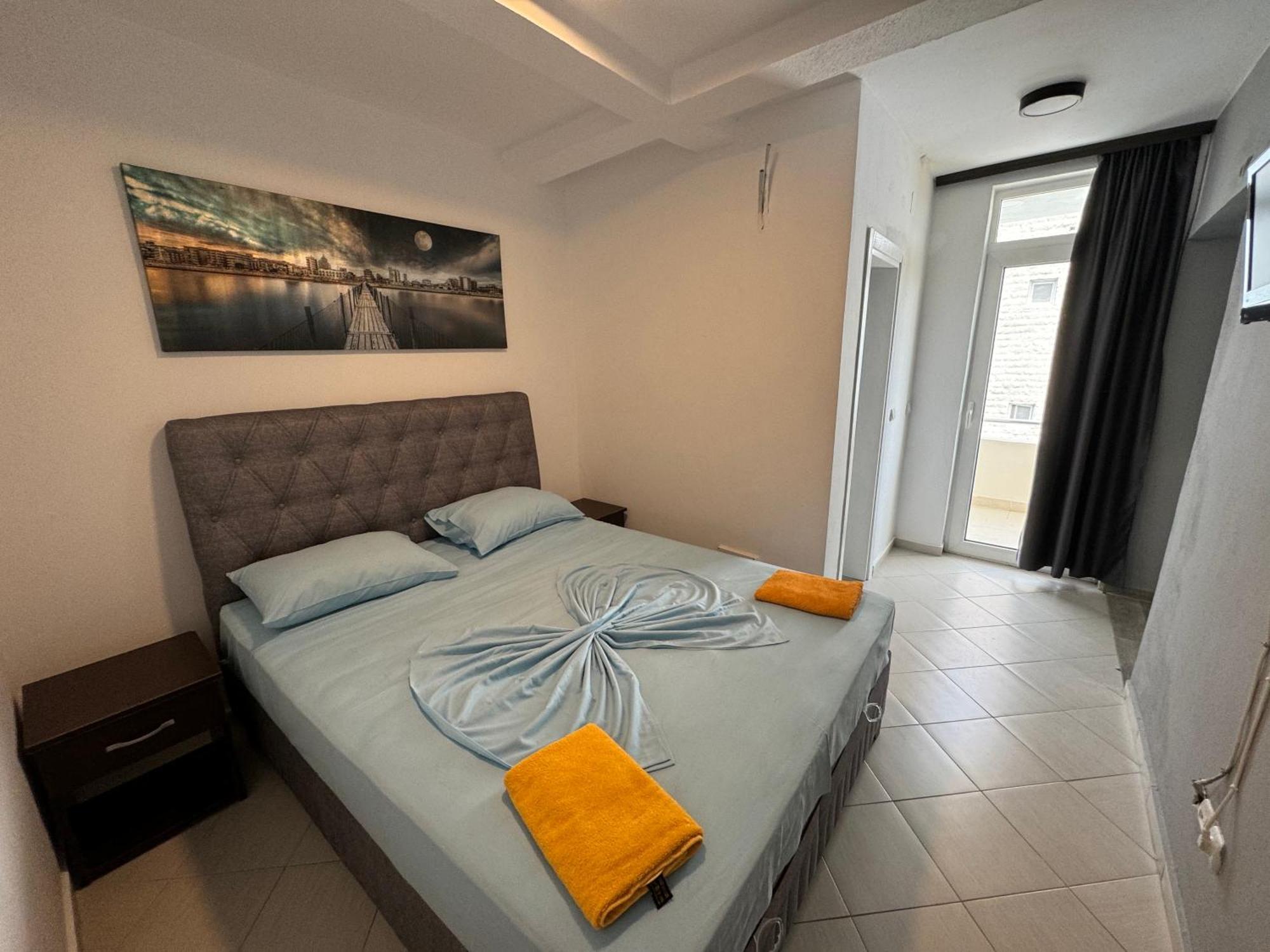 Etna Apartments Улцинь Екстер'єр фото