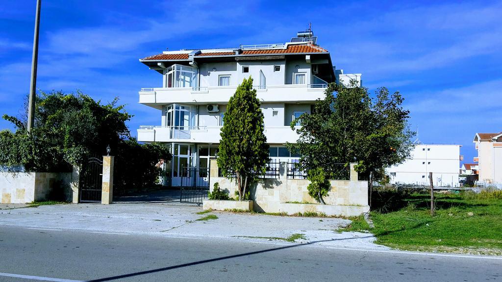 Etna Apartments Улцинь Екстер'єр фото