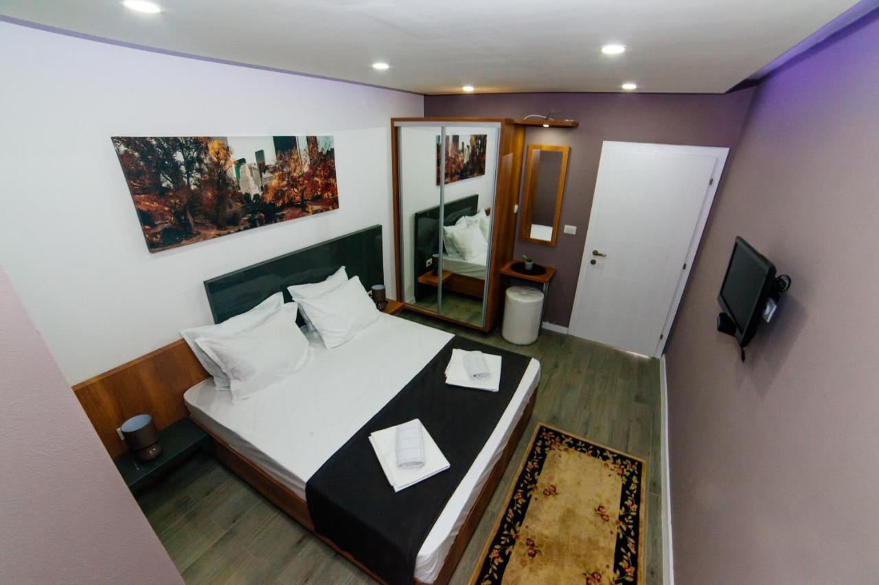 Etna Apartments Улцинь Екстер'єр фото